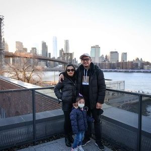 Meet your Posher, Alona